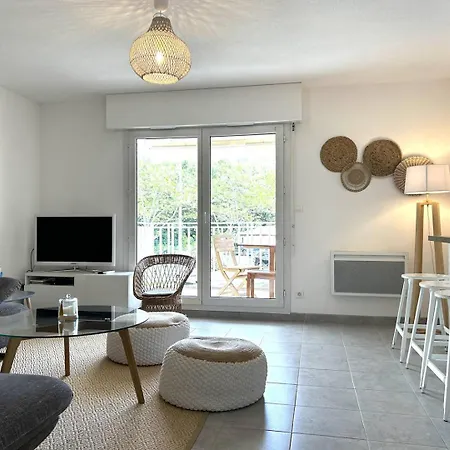 Ce070-a006 Appt 4 Pieces 6 Couchages Cavaliere * لو لا فاندو